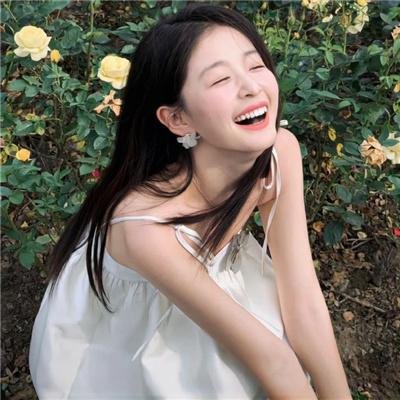三块广告牌